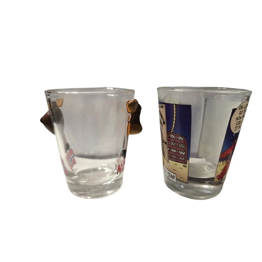 Set of 2 funny Tourist‎ Souvenir Shot Glasses